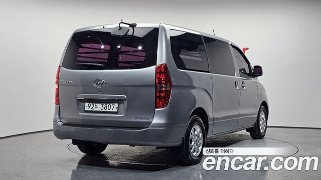 Hyundai Starex 2014 thumb 3
