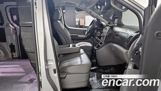 Hyundai Starex 2014 thumb 10