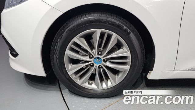 Hyundai Grandeur 2015 thumb 6