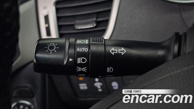 Hyundai Avante 2012 thumb 11