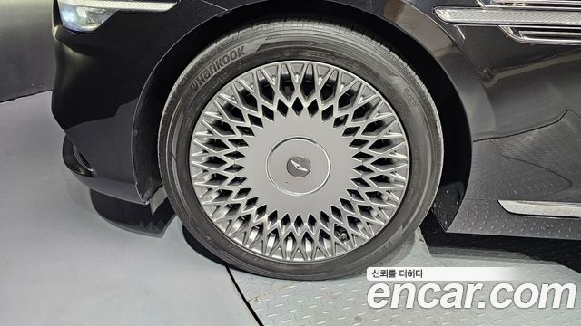 Genesis G90 2019 thumb 6
