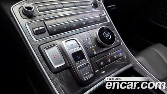 Hyundai Santa Fe 2021 thumb 10
