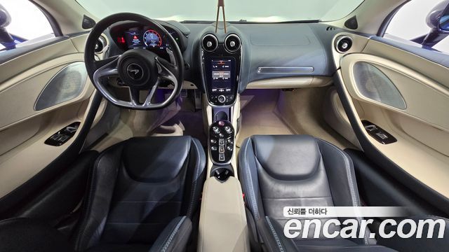 McLaren GT 2019 thumb 7