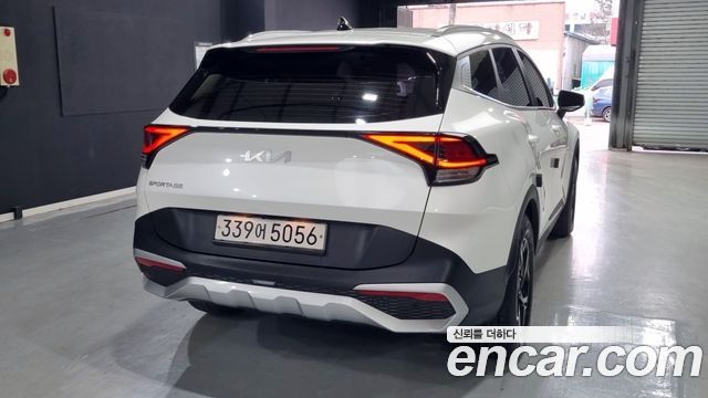 Kia Sportage 2022 thumb 3