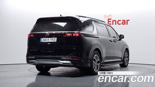 Kia Carnival 2020 thumb 3