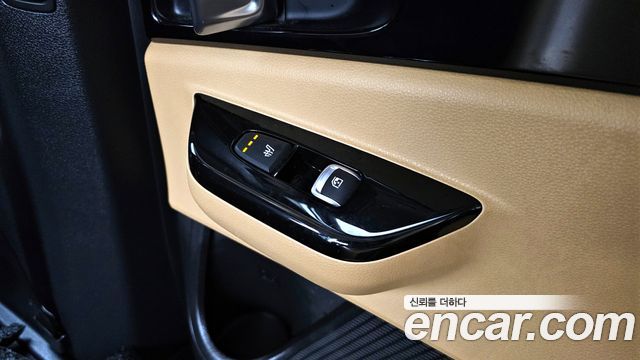 Kia Carnival 2020 thumb 12