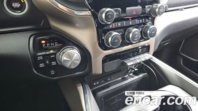 Dodge Ram Pick Up 2019 thumb 9