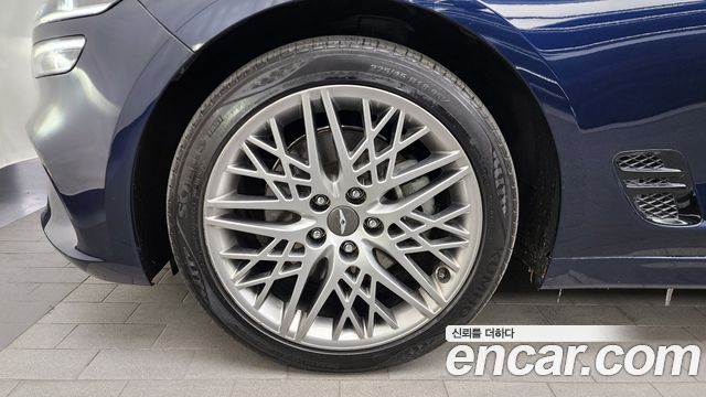 Genesis G70 2021 thumb 5