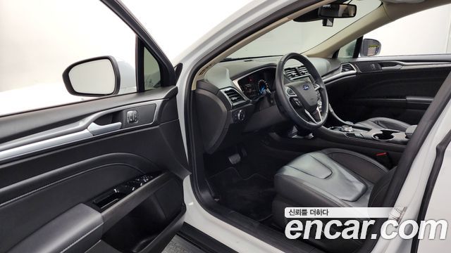 Ford Mondeo 2020 thumb 11