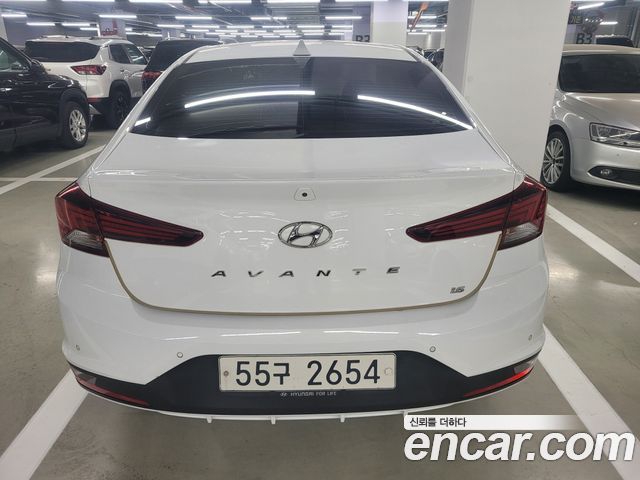 Hyundai Avante 2018 thumb 5
