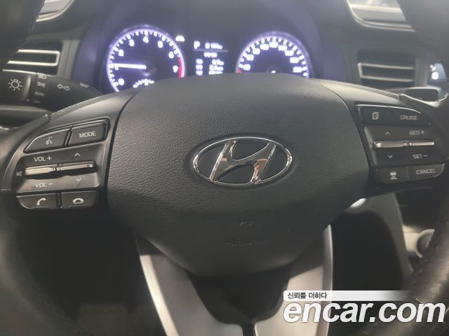 Hyundai Avante 2018 thumb 8
