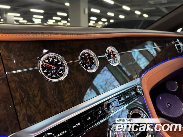 Bentley Continental 2021 thumb 11