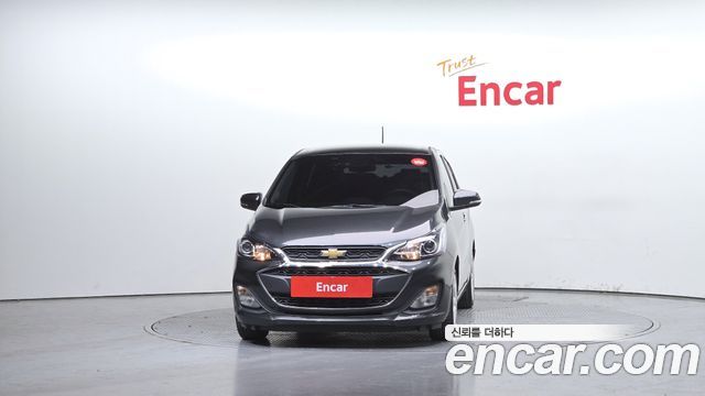 Chevrolet Spark 2018 thumb 3