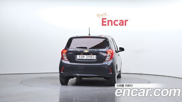 Chevrolet Spark 2018 thumb 4