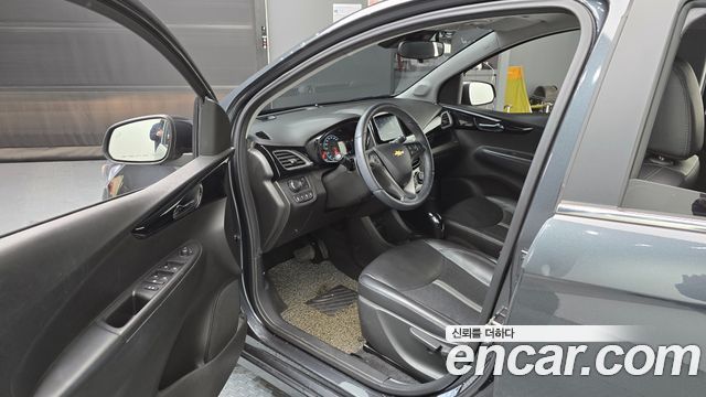 Chevrolet Spark 2018 thumb 10