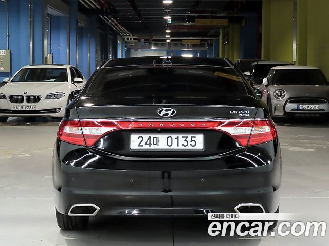 Hyundai Grandeur 2015 thumb 4