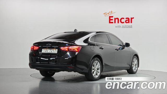 Chevrolet Malibu 2019 thumb 2