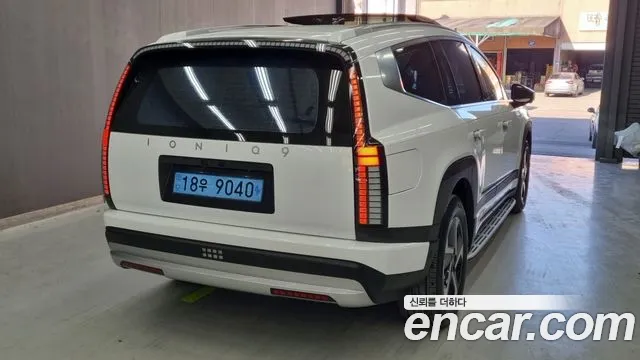 Hyundai IONIQ 9 2025 thumb 3