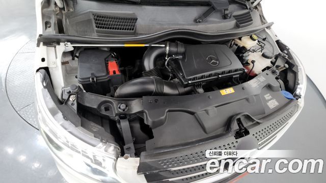 Mercedes-Benz V-Class 2020 thumb 6