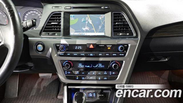 Hyundai Sonata 2016 thumb 12