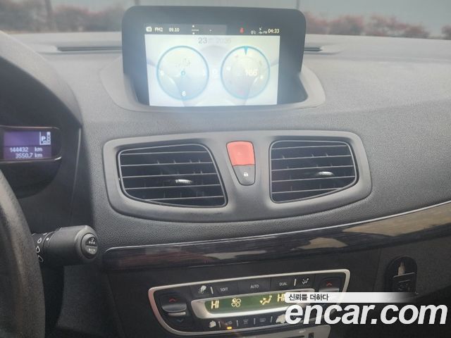 Renault Korea SM3 2014 thumb 10
