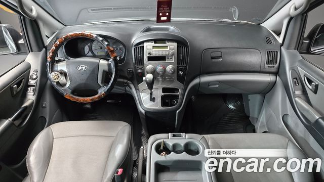 Hyundai Starex 2011 thumb 8