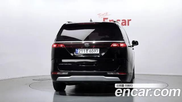 Kia Carnival 2020 thumb 4