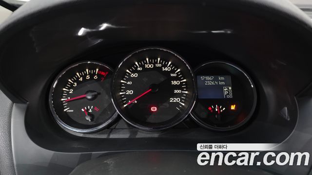 Renault Korea SM3 2011 thumb 9