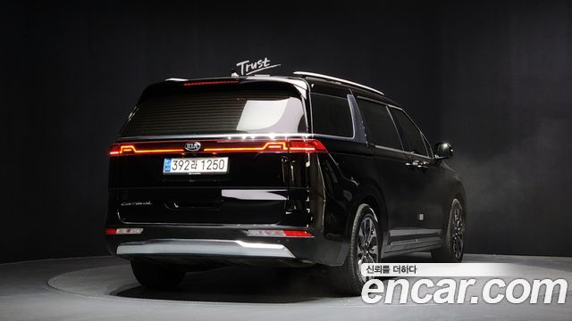 Kia Carnival 2020 thumb 3
