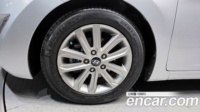 Hyundai Avante 2014 thumb 6