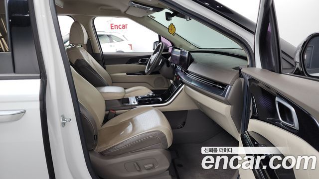 Kia Carnival 2021 thumb 12
