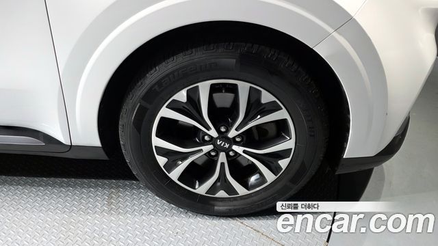 Kia Carnival 2020 thumb 5