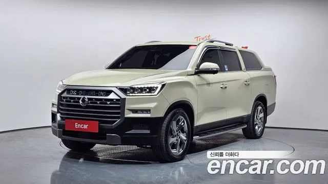 SsangYong Rexton 2023 thumb 2