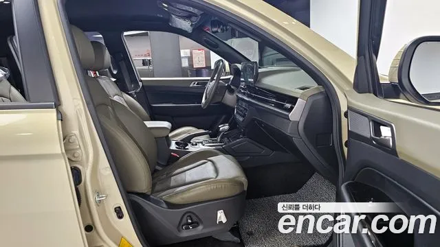 SsangYong Rexton 2023 thumb 10