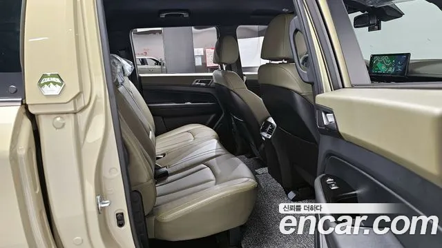 SsangYong Rexton 2023 thumb 12
