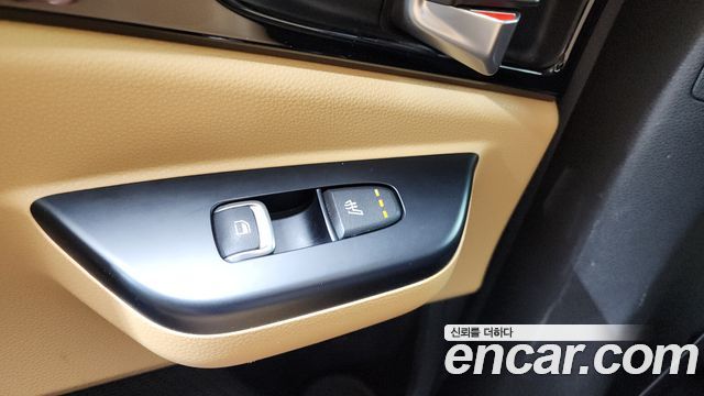 Kia Carnival 2022 thumb 12
