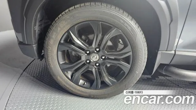 SsangYong Rexton 2021 thumb 6