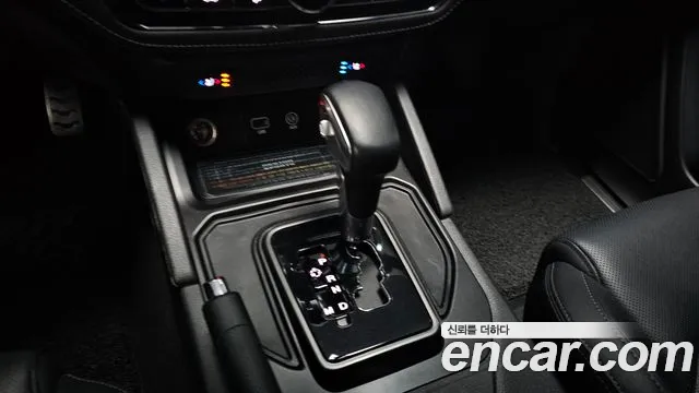 SsangYong Rexton 2021 thumb 10