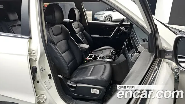 SsangYong Korando 2022 thumb 10