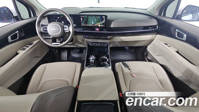 Kia Carnival 2024 thumb 8