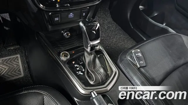 SsangYong Tivoli 2022 thumb 10