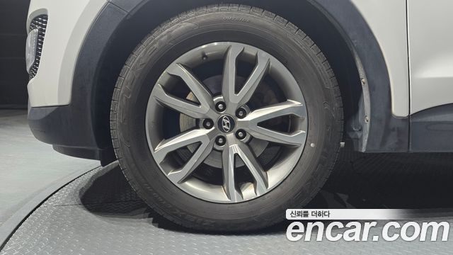 Hyundai Santa Fe 2013 thumb 6