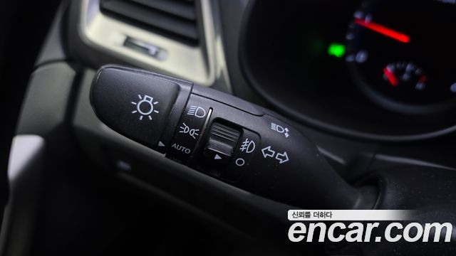 Hyundai Santa Fe 2013 thumb 12