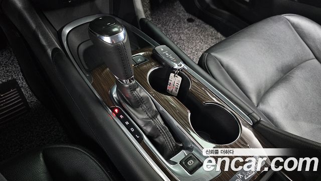 Chevrolet Malibu 2018 thumb 9