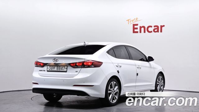 Hyundai Avante 2018 thumb 3