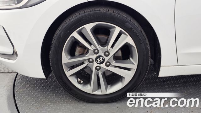 Hyundai Avante 2018 thumb 6