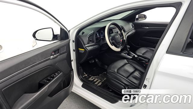 Hyundai Avante 2018 thumb 11