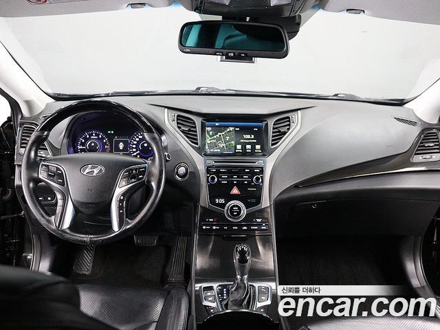 Hyundai Grandeur 2016 thumb 6