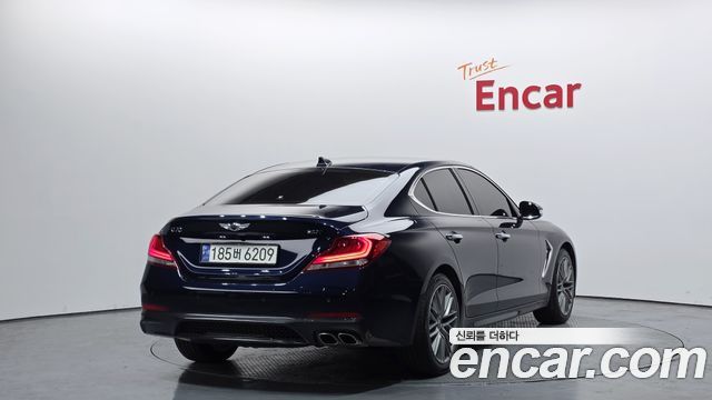 Genesis G70 2019 thumb 3