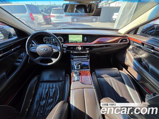 Genesis G90 2016 thumb 10